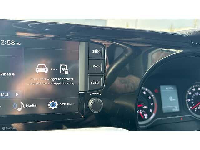 Hyundai I10 I10 1.2 MPi Premium 5dr WHITE