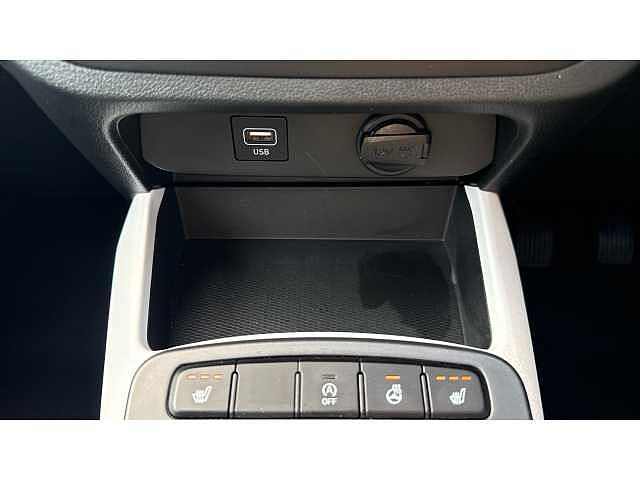 Hyundai I10 I10 1.2 MPi Premium 5dr WHITE