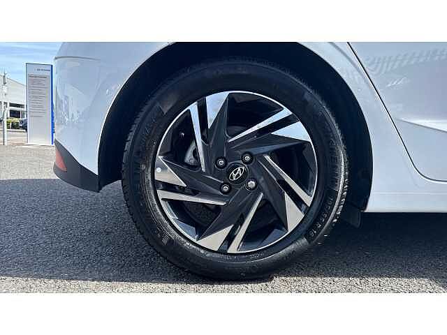 Hyundai I20 I20 1.0T GDi 48V MHD SE Connect 5dr DCT White