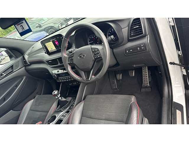Hyundai TUCSON TUCSON 1.6 TGDi 177 N Line 5dr 2WD White