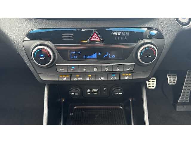 Hyundai TUCSON TUCSON 1.6 TGDi 177 N Line 5dr 2WD White