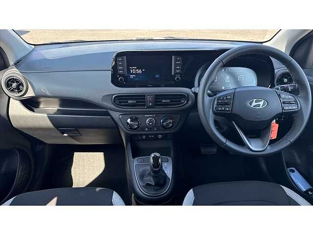 Hyundai I10 i10 5Dr HAT 1.0 MPi 67ps Advance Plus Pack AU Vibrant Blue