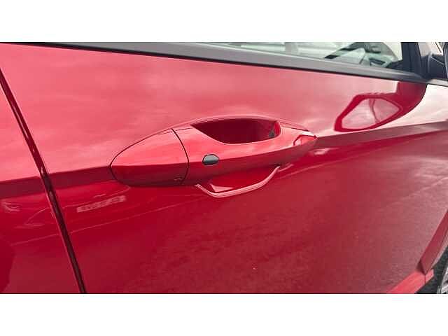 Hyundai KONA KONA 1.6T 138 N Line 5dr Red