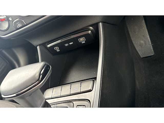 Hyundai BAYON BAYON 1.0 TGDi Advance 5dr DCT Black