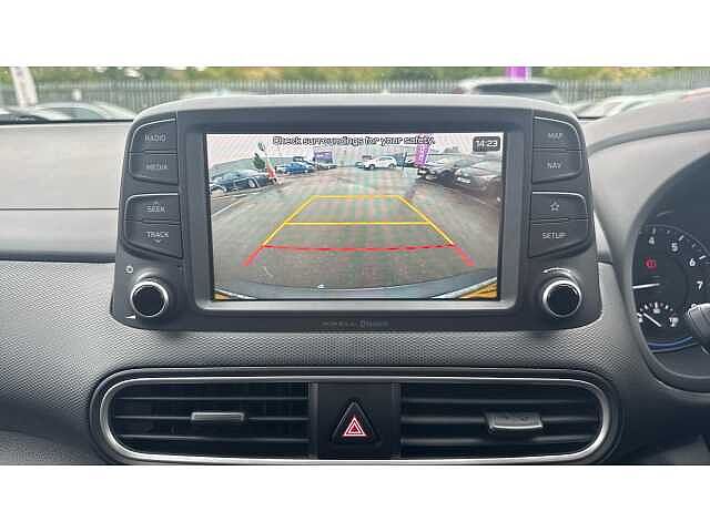 Hyundai KONA KONA 1.6T GDi Blue Drive Premium GT 5dr 4WD DCT SILVER