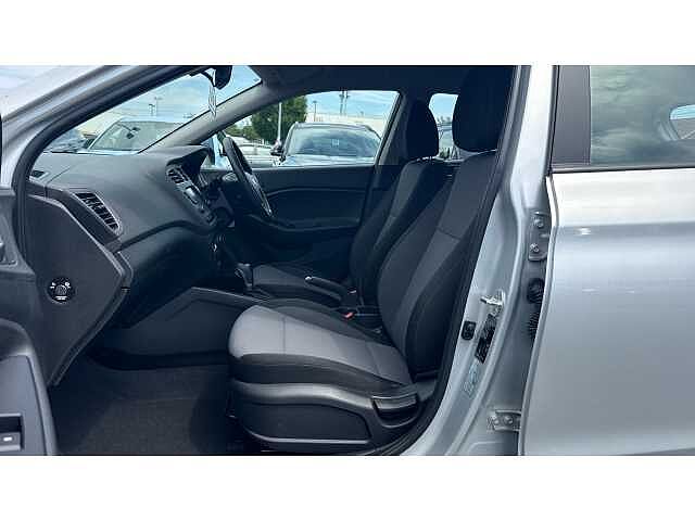 Hyundai I20 I20 1.0 T-GDi SE 5dr Auto SILVER