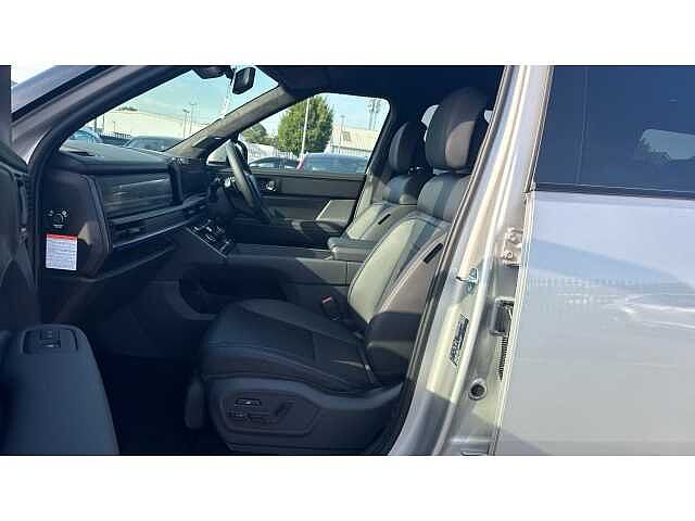 Hyundai SANTA FE Santa FE 7st 1.6TGDi Phev Clgy AU 4WD Typhoon Silver