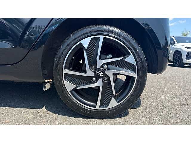 Hyundai i10 I10 1.0 [63] Premium 5dr Auto [Nav]