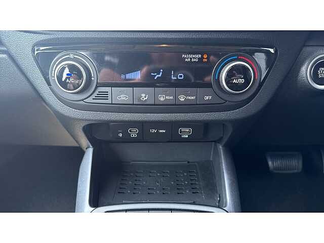 Hyundai i10 I10 1.0 [63] Premium 5dr Auto [Nav]