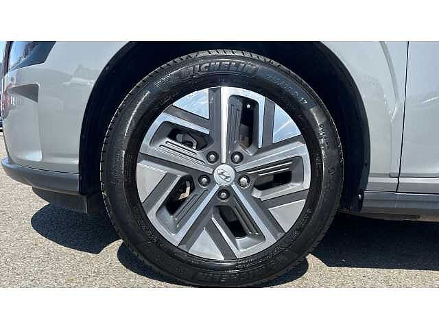 Hyundai Kona KONA 100kW SE Connect 39kWh 5dr Auto