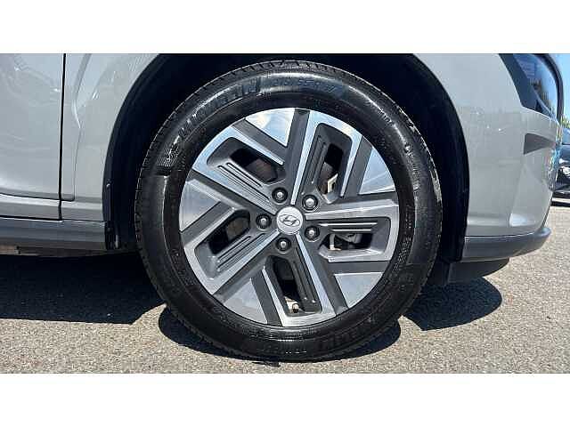 Hyundai Kona KONA 100kW SE Connect 39kWh 5dr Auto