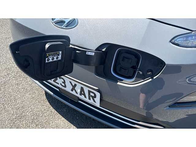 Hyundai Kona KONA 100kW SE Connect 39kWh 5dr Auto