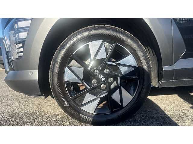 Hyundai KONA KONA 1.6 GDi Hybrid Ultimate 5dr DCT BLACK