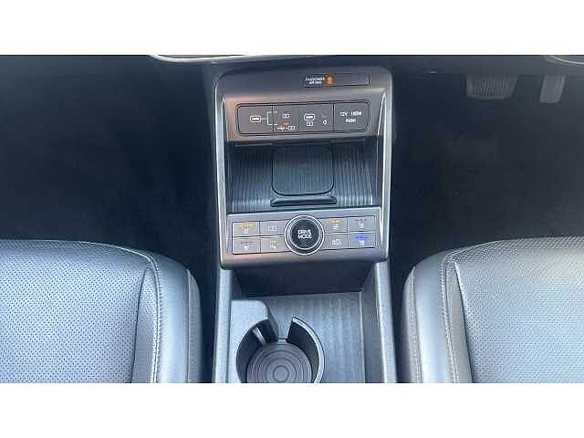 Hyundai KONA KONA 1.6 GDi Hybrid Ultimate 5dr DCT BLACK