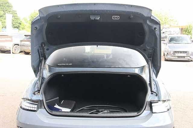 Hyundai IONIQ 6 E (228ps) Ultimate 77kWh (Single Motor) RW Blue