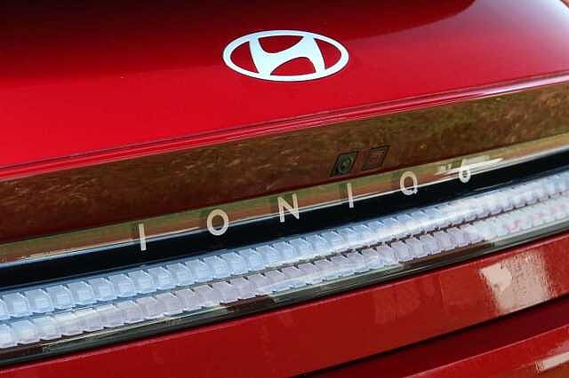 Hyundai IONIQ 6 E (325ps) Ultimate 77kWh (Dual Motor) AWD