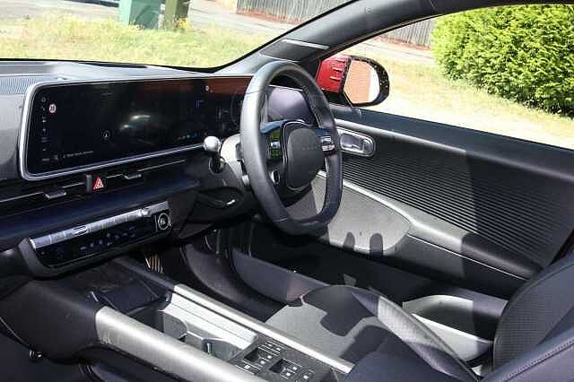 Hyundai IONIQ 6 E (325ps) Ultimate 77kWh (Dual Motor) AWD