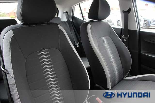 Hyundai I10 1.0 [63] Advance 5dr Auto [Nav] Phantom Black