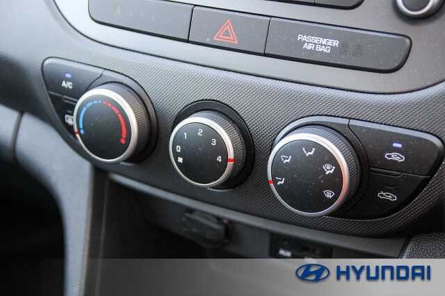 Hyundai i10 1.2 SE 5dr