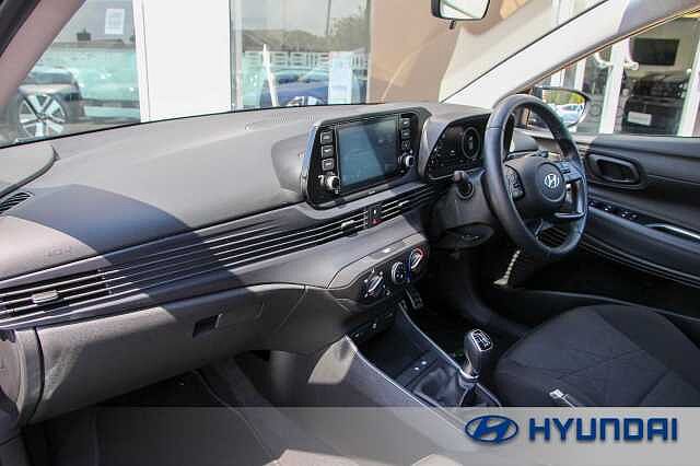 Hyundai BAYON 1.0 TGDi 48V MHEV SE Connect 5dr Intense Blue
