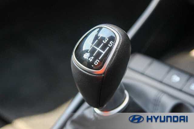 Hyundai BAYON 1.0 TGDi 48V MHEV SE Connect 5dr Intense Blue