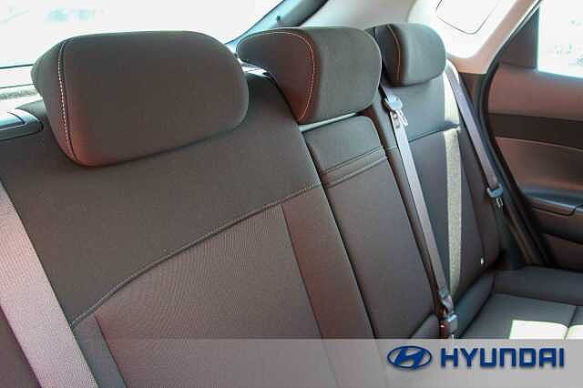 Hyundai KONA 1.6 GDi Hybrid Advance 5dr DCT Ecotronic Grey