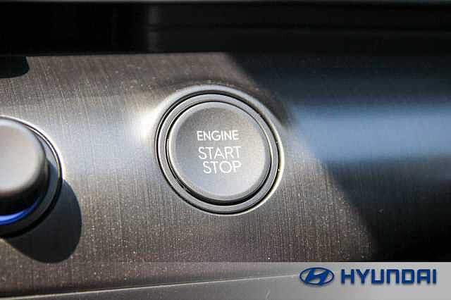 Hyundai KONA 1.6 GDi Hybrid Advance 5dr DCT Ecotronic Grey