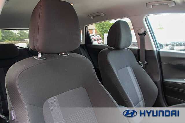 Hyundai i20 1.0T GDi Premium 5dr DCT