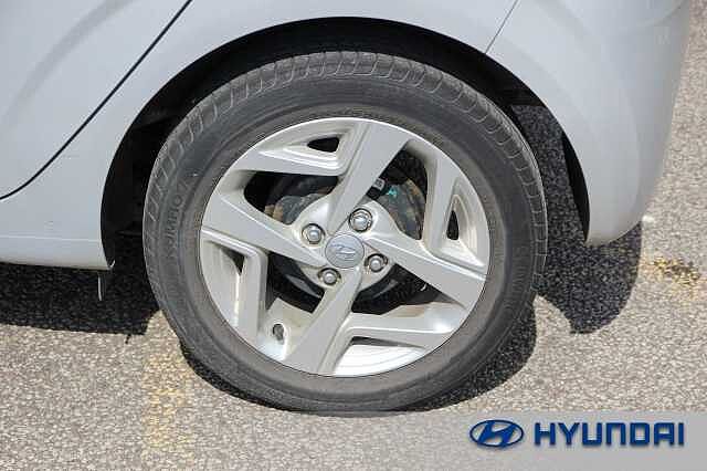 Hyundai i10 1.2 MPi SE Connect 5dr