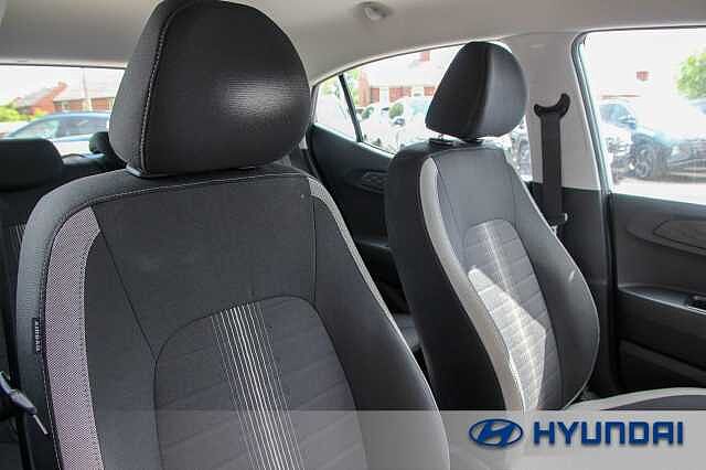 Hyundai i10 1.2 MPi SE Connect 5dr