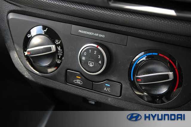 Hyundai i10 1.2 MPi SE Connect 5dr