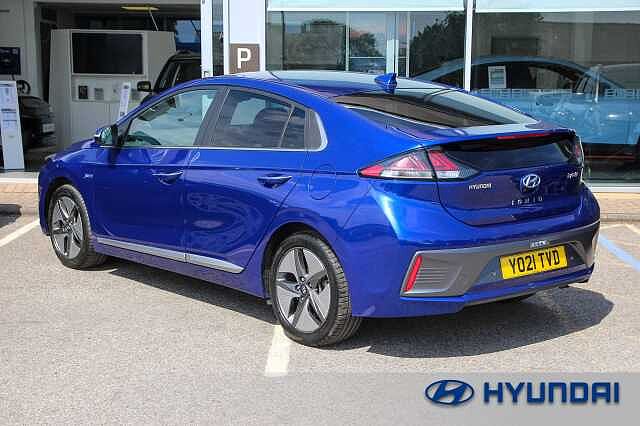 Hyundai IONIQ 1.6 GDi Hybrid Premium SE 5dr DCT