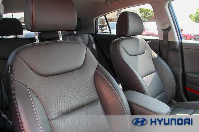 Hyundai IONIQ 1.6 GDi Hybrid Premium SE 5dr DCT