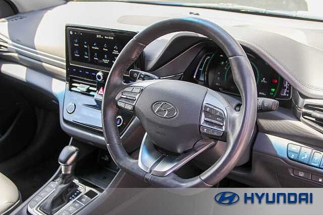 Hyundai IONIQ 1.6 GDi Hybrid Premium SE 5dr DCT