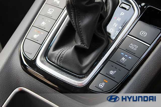 Hyundai IONIQ 1.6 GDi Hybrid Premium SE 5dr DCT