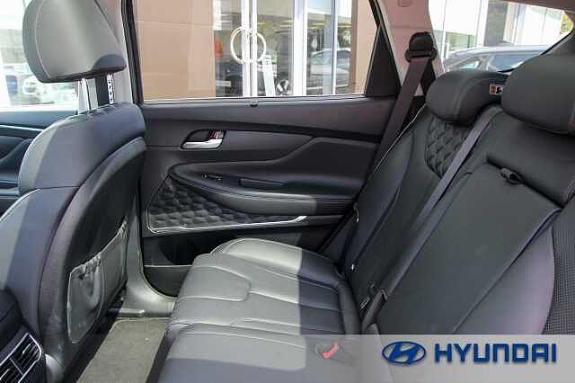 Hyundai SANTA FE 1.6 TGDi Hybrid Ultimate 5dr 4WD Auto
