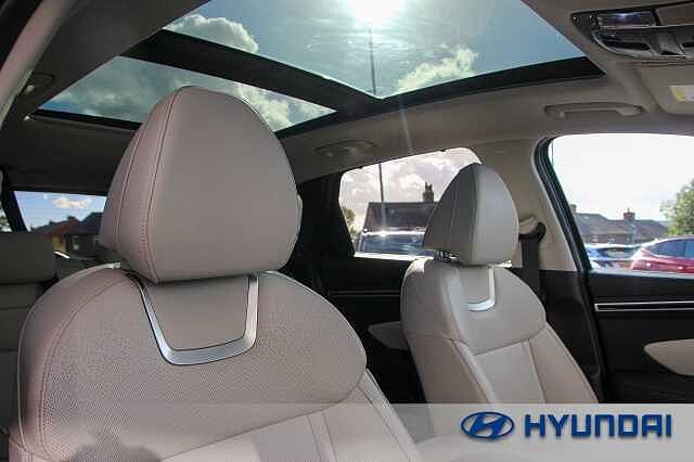 Hyundai TUCSON 1.6 TGDi Hybrid 230 Ultimate 5dr 2WD Auto Abyss Black