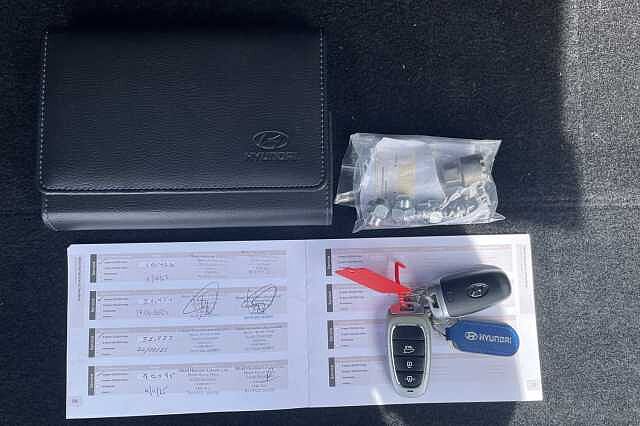 Hyundai TUCSON Premium Hybrid 1.6 T-GDi HEV (230ps)