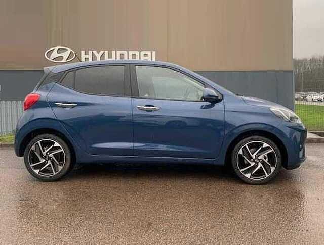 Hyundai i10 Premium [Nav] 1.2 MPi (79ps)