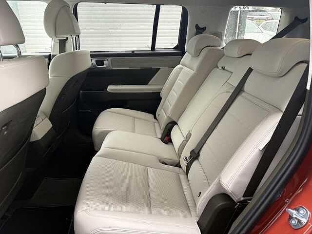 Hyundai SANTA FE Ultimate Plug-in Hybrid 1.6 T-GDi PHEV 4WD (253ps)