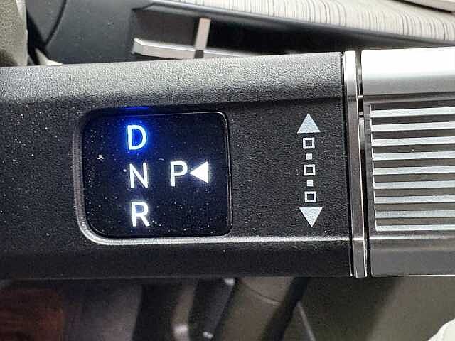 Hyundai SANTA FE Ultimate Plug-in Hybrid 1.6 T-GDi PHEV 4WD (253ps)
