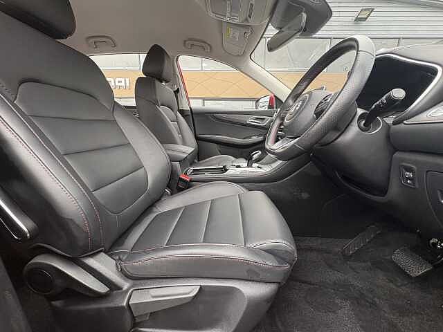 MG Hs Excite 1.5 T-GDi (162ps)