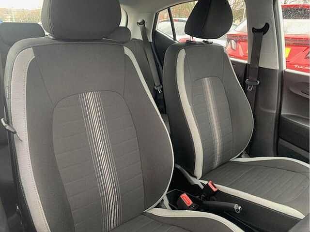 Hyundai i10 Advance [Nav] 1.2 MPi (79ps)