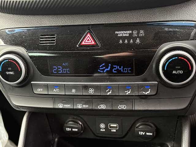 Hyundai TUCSON SE Nav 1.6 CRDi MHEV (115ps) Silver