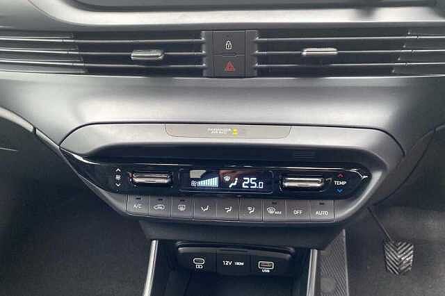 Hyundai I20 1.0T GDi Premium 5dr Mangrove Green