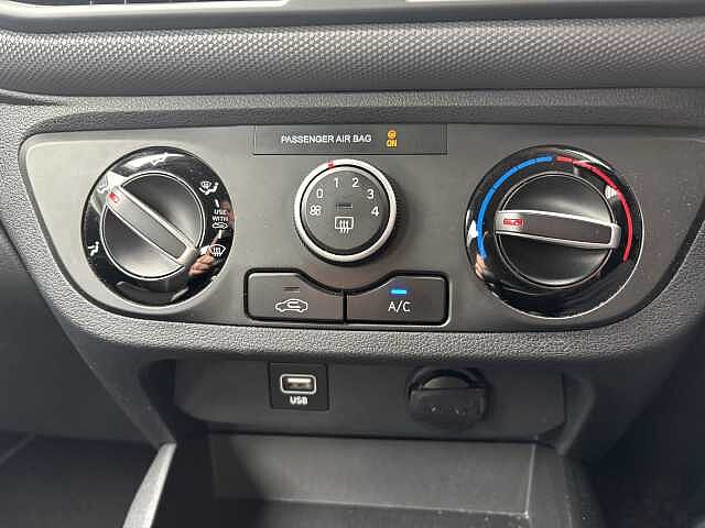 Hyundai i10 SE Connect 1.0 MPi (67ps)