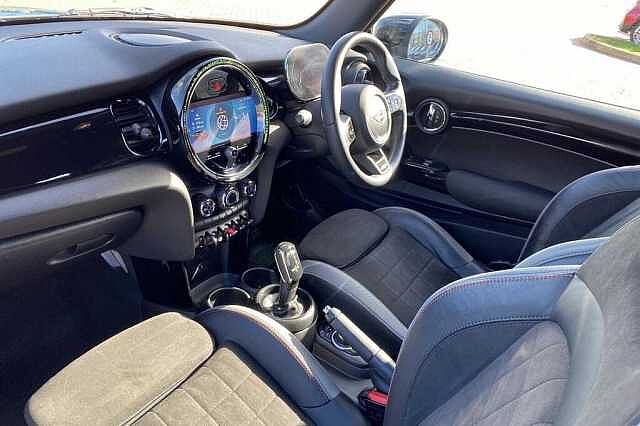 MINI Mini Cooper Sport 1.5L B38 (136ps)