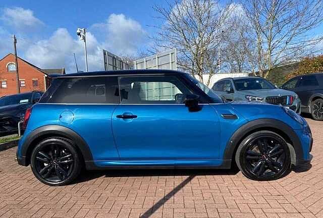 MINI Mini Cooper Sport 1.5L B38 (136ps)