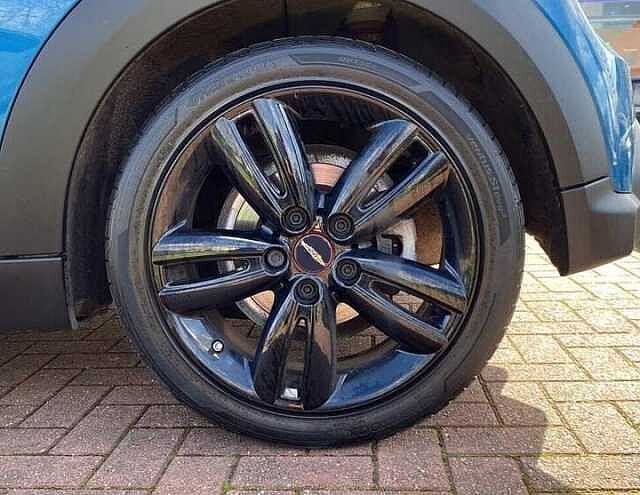 MINI Mini Cooper Sport 1.5L B38 (136ps)