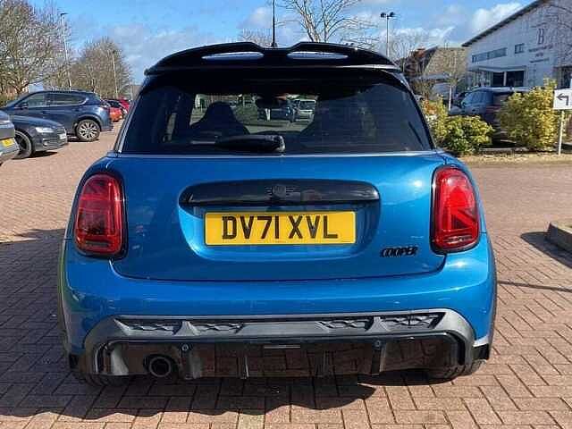 MINI Mini Cooper Sport 1.5L B38 (136ps)